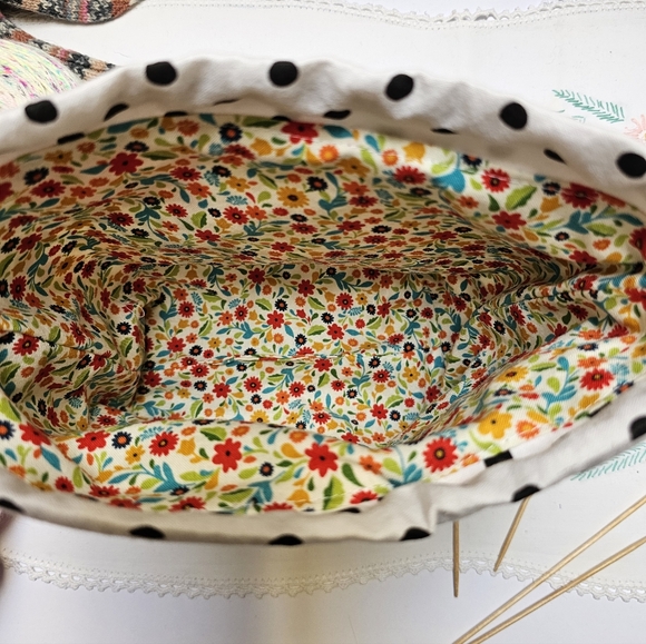 Colorful Floral Drawstring Bag - Picture 7 of 7